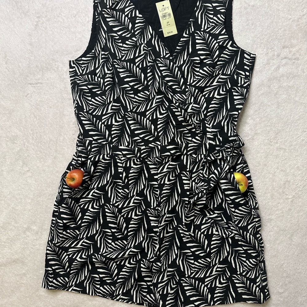 LOFT Black and White Sleeveless V-Neck Midi Sundress - Picture 6 of 13